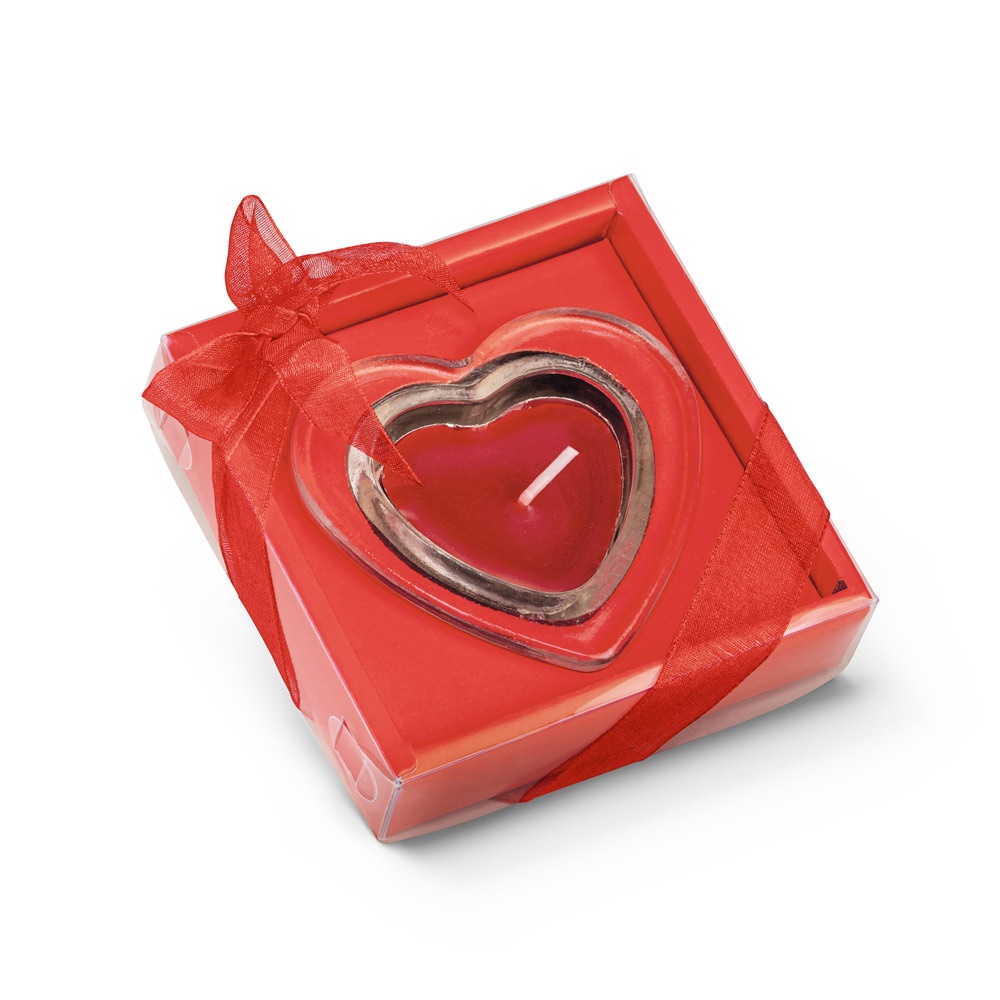 Bougie en forme de coeur et base en verre