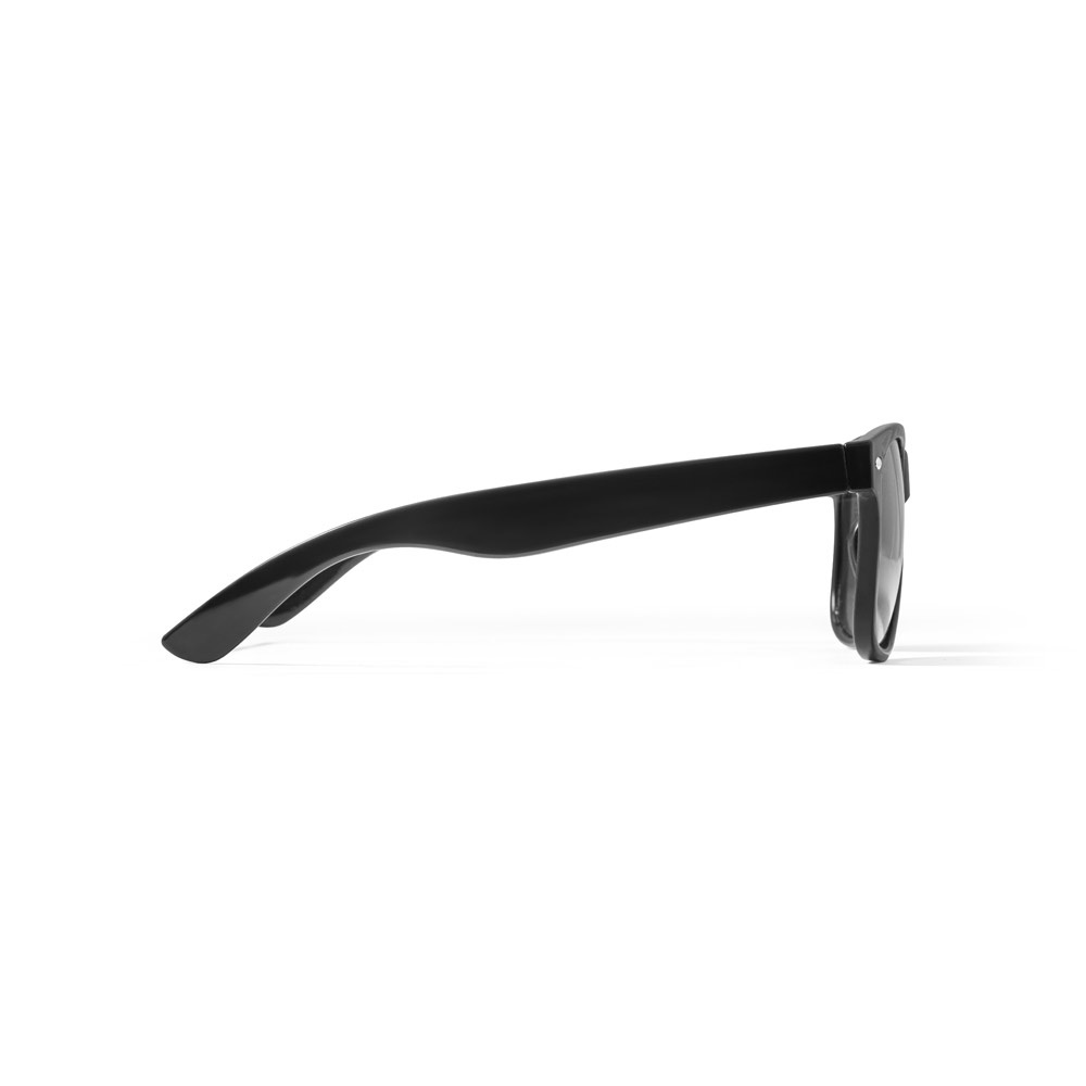 Lunette de soleil en polyester recyclé (100% rPET)