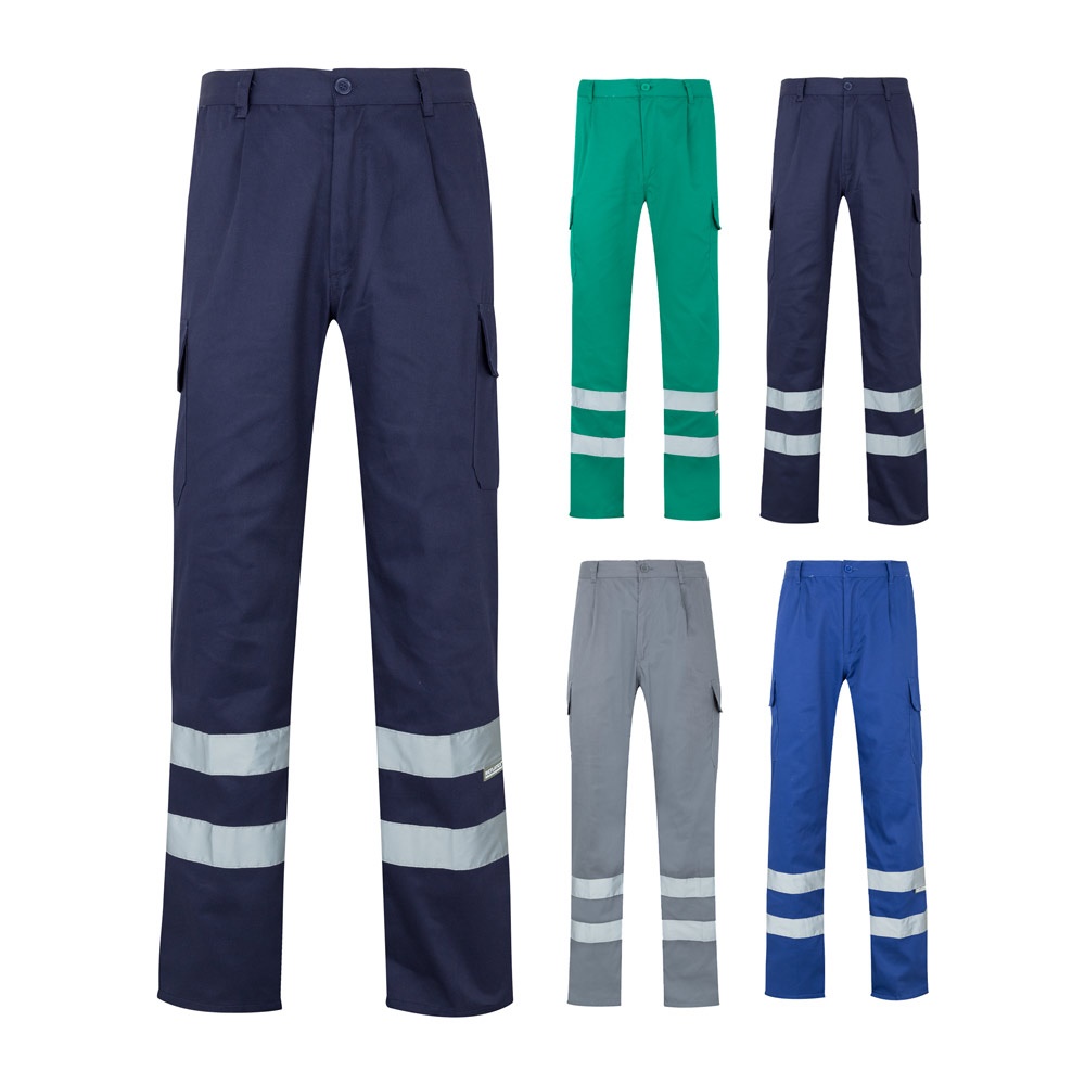 Pantalon sergé, multipoches (200g/m²), en coton (35%) et polyester (65%)