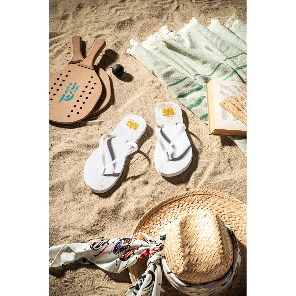 Pantoufles confortables avec semelle en PE et sangle en PVC